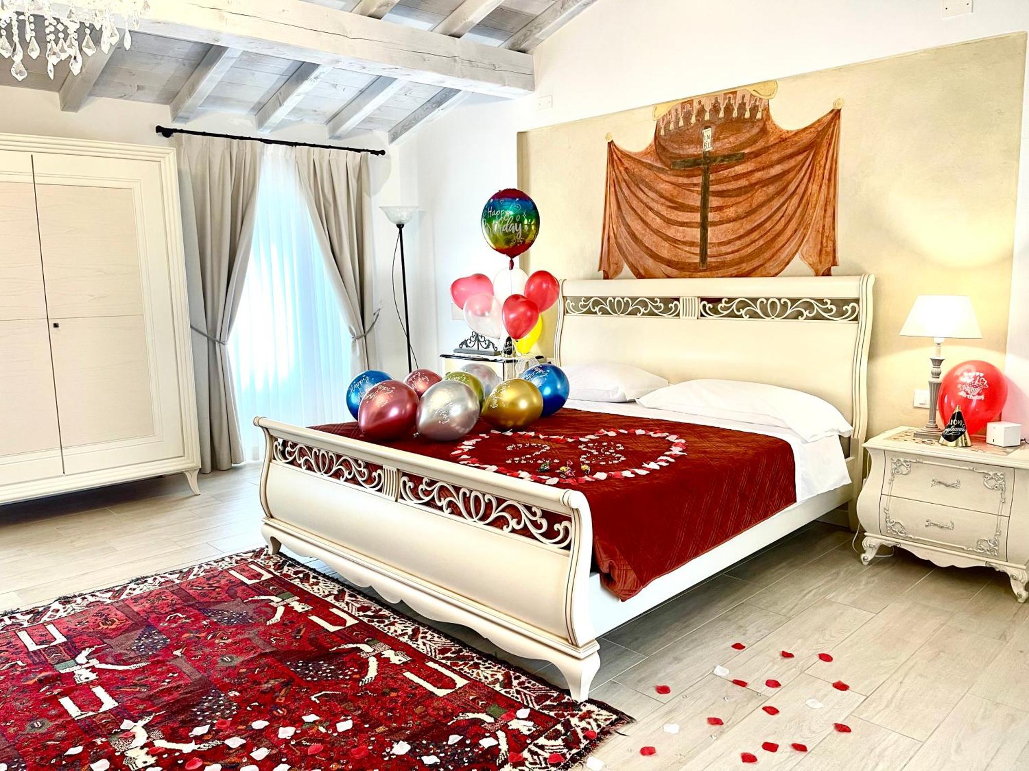 Dimora Di Charme Rooms & Apartments 佩斯基耶拉德加达 外观 照片
