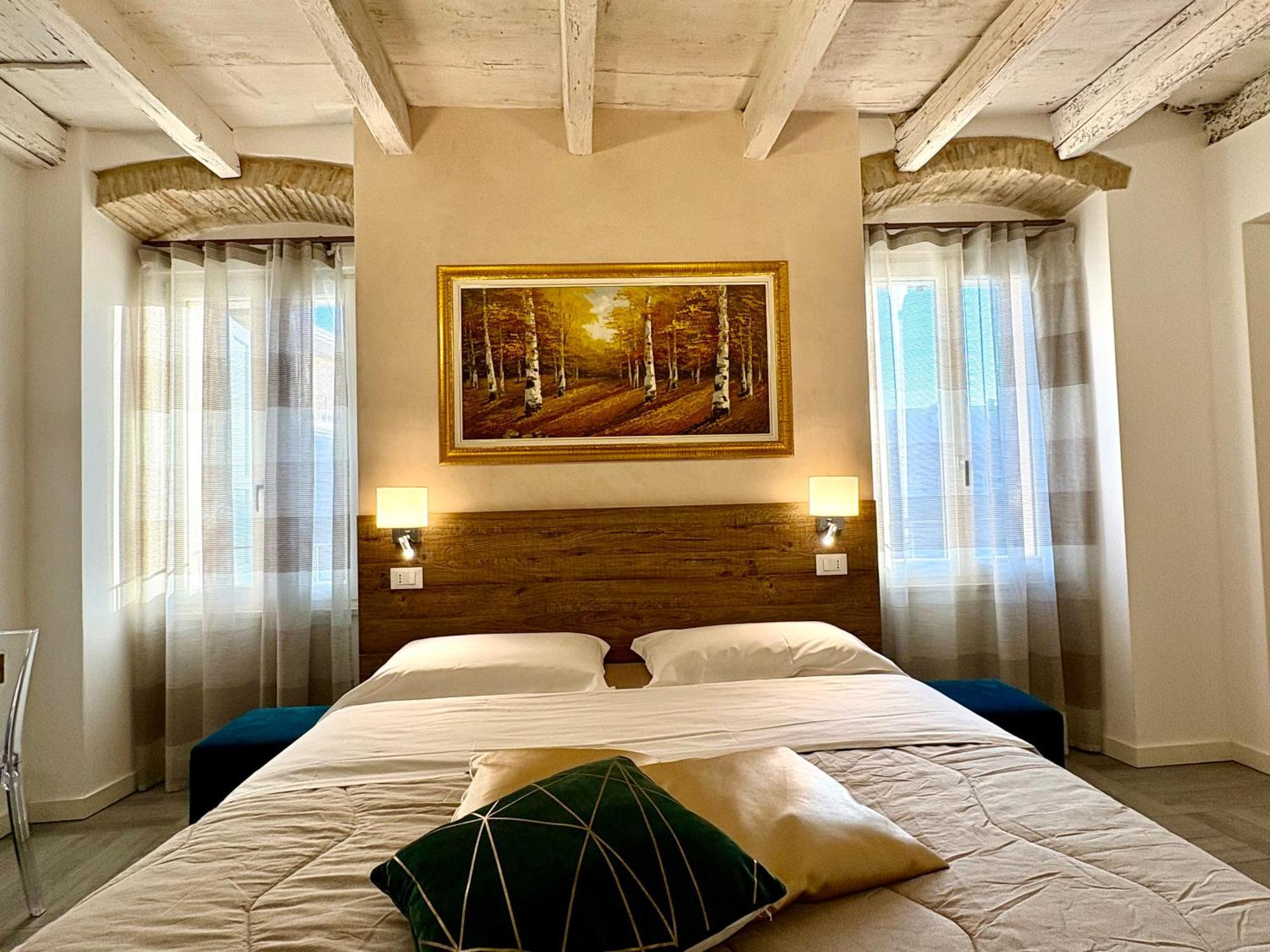 Dimora Di Charme Rooms & Apartments 佩斯基耶拉德加达 外观 照片